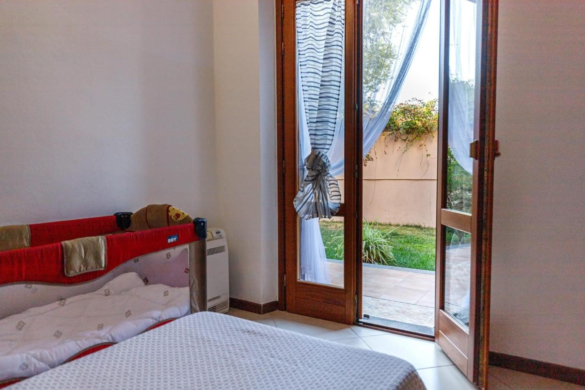 Casa Lilla 1 E 2 Apartment Oristano Room photo